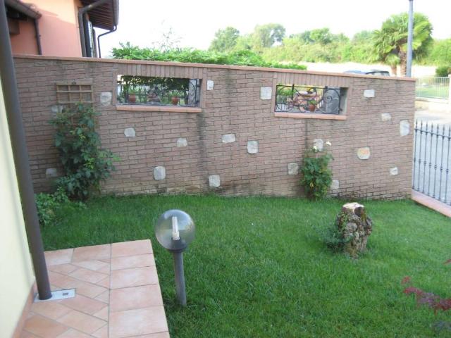 Villa Indipendente in vendita a Podenzano, Reggio Emilia