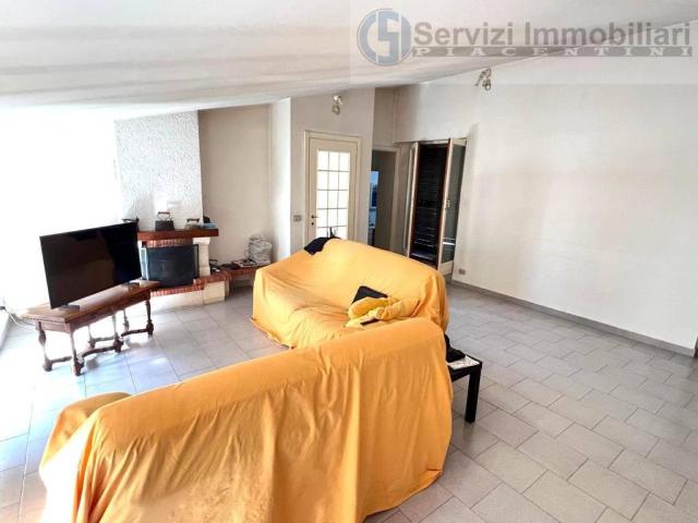 Appartamento in vendita a Podenzano, Reggio Emilia