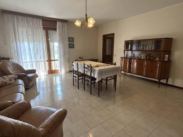 Appartamento in vendita a Podenzano, Reggio Emilia