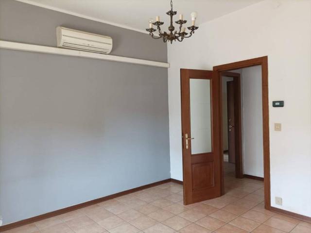 Appartamento in vendita a Podenzano, Reggio Emilia