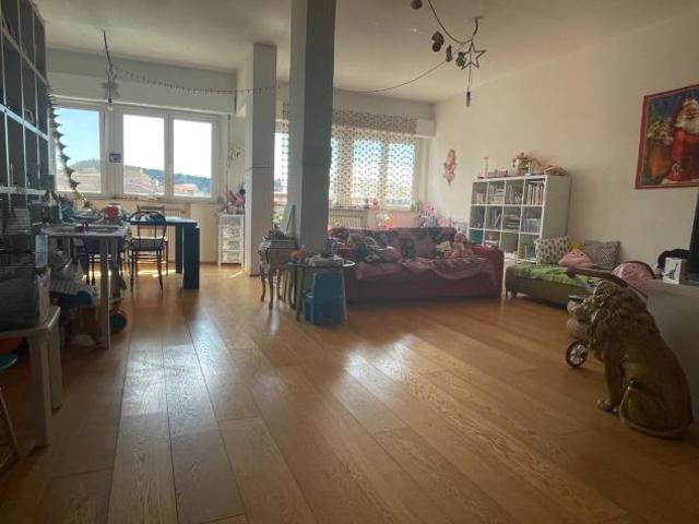 Appartamento in vendita a Lecchi, Toscana