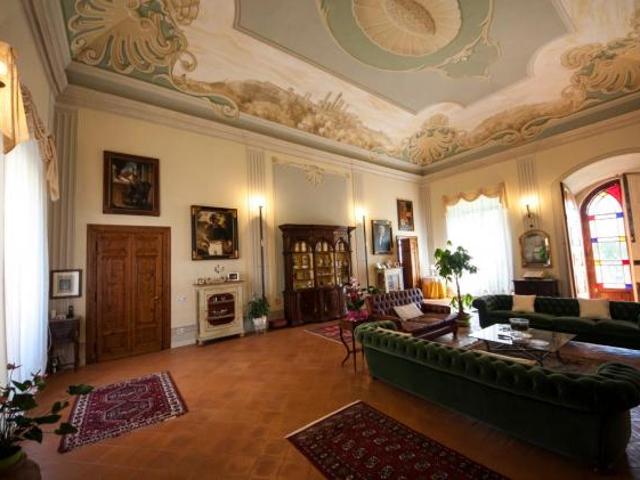 Appartamento in vendita a Lecchi, Toscana
