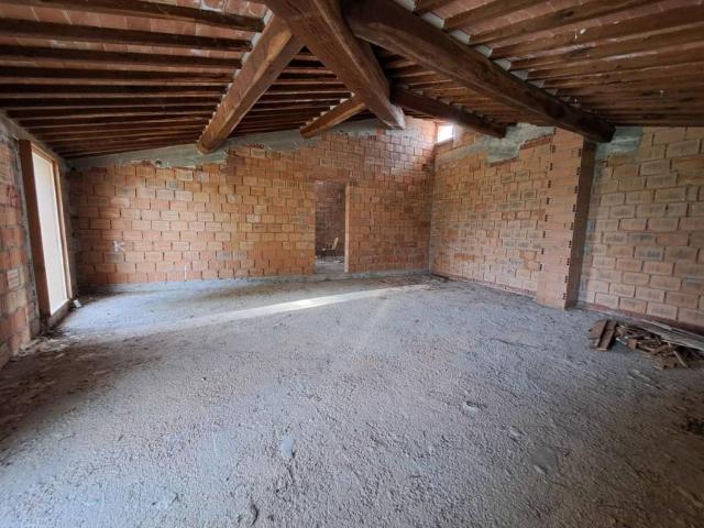 Appartamento in vendita a Lecchi, Toscana