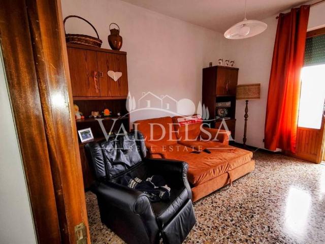 Appartamento in vendita a Centro, Poggibonsi