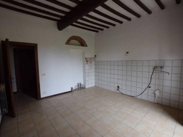 Appartamento in vendita a Lecchi, Toscana