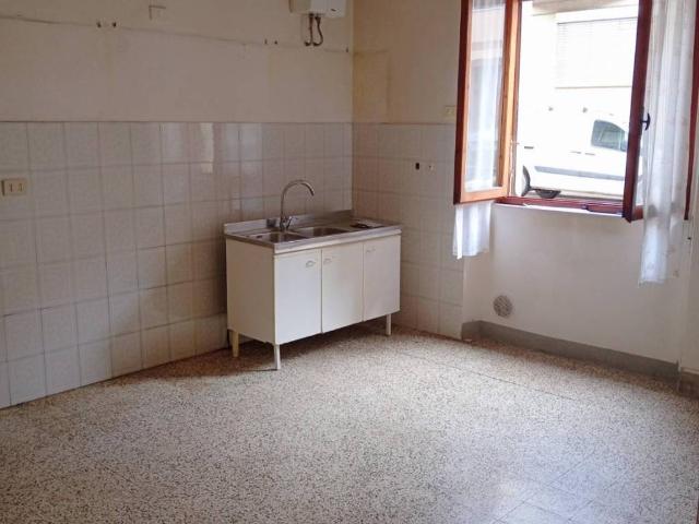 Appartamento in vendita a Lecchi, Toscana