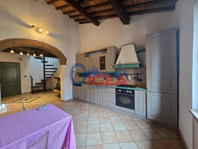Appartamento in vendita a Lecchi, Toscana