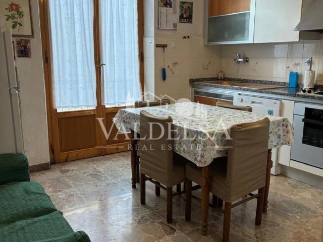 Appartamento in vendita a Lecchi, Toscana