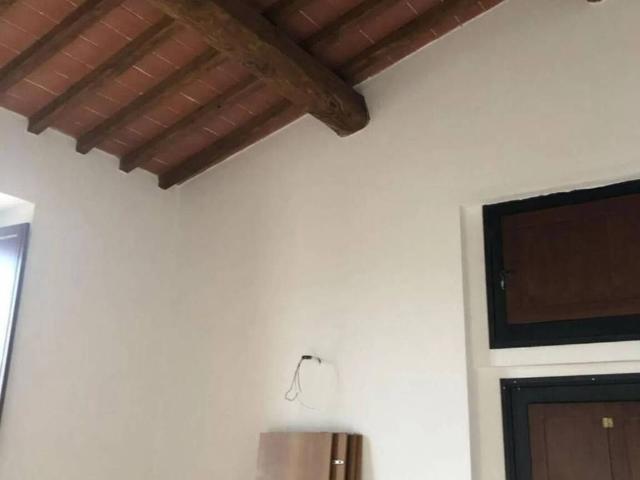 Appartamento in vendita a Lecchi, Toscana
