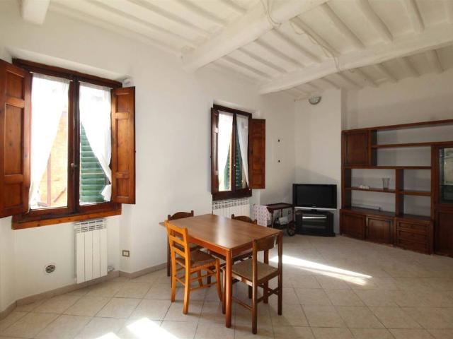 Appartamento in vendita a Lecchi, Toscana