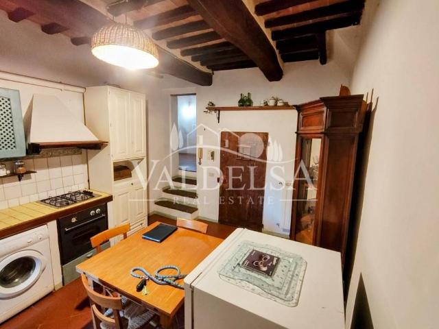 Appartamento in vendita a Centro, Poggibonsi