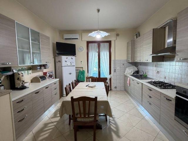 Appartamento in vendita a Lecchi, Toscana