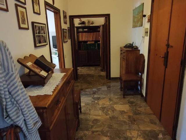 Appartamento in vendita a Lecchi, Toscana