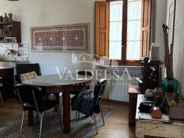 Appartamento in vendita a Lecchi, Toscana