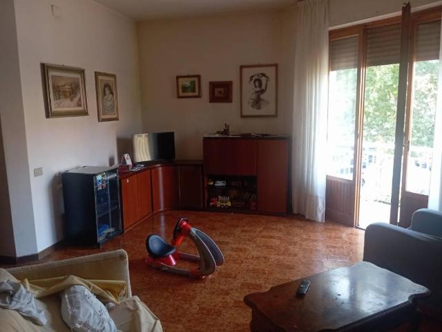 Appartamento in vendita a Lecchi, Toscana