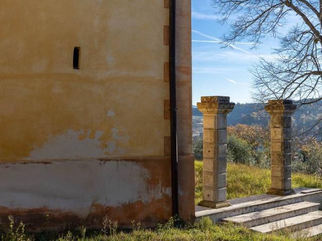 Appartamento in vendita a Lecchi, Toscana