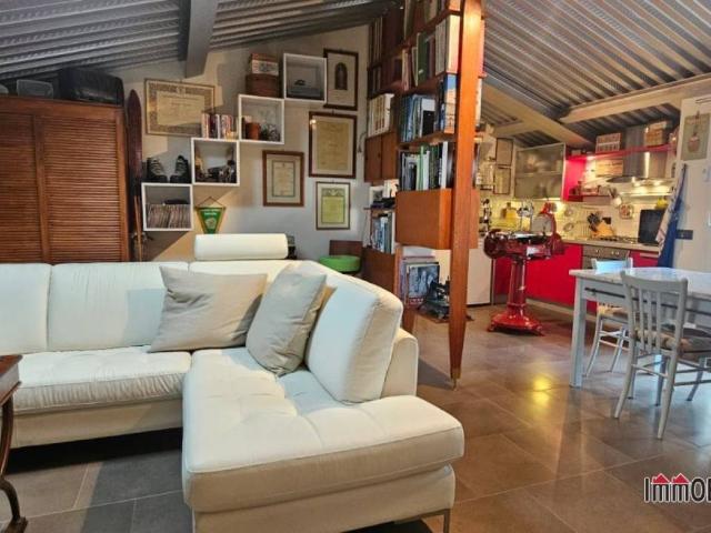 Appartamento in vendita a Lecchi, Toscana
