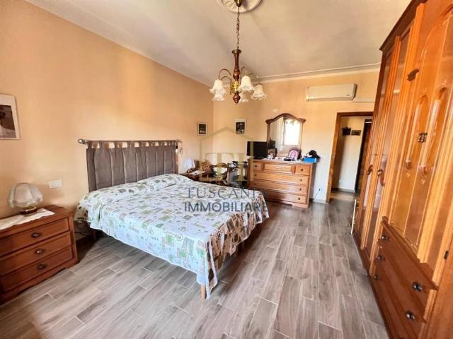 Appartamento in vendita a Lecchi, Toscana
