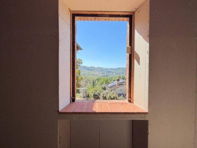 Appartamento in vendita a Montefalconi, Poggibonsi