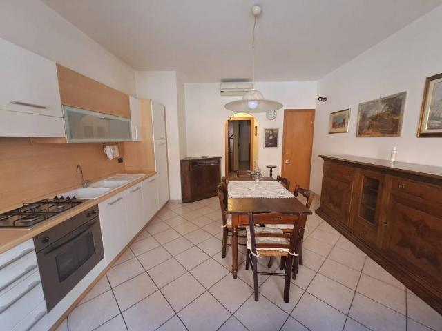 Appartamento in vendita a Lecchi, Toscana