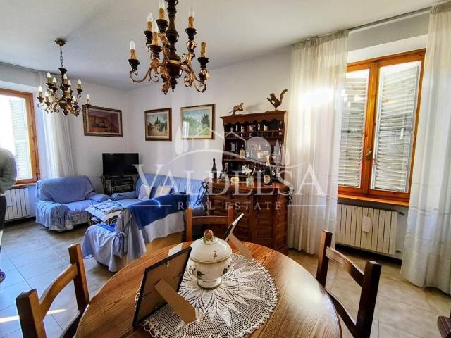 Appartamento in vendita a Lecchi, Toscana
