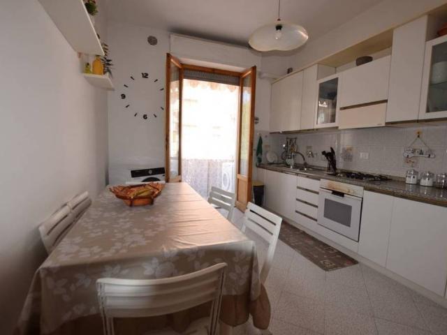 Appartamento in vendita a Lecchi, Toscana