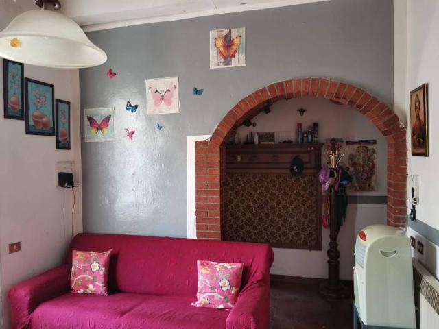 Appartamento in vendita a Lecchi, Toscana