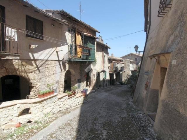 Appartamento in vendita a Poggio Catino, Lazio