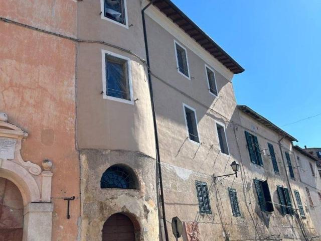 Appartamento in vendita a Poggio Catino, Lazio