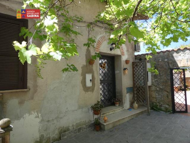 Appartamento in vendita a Poggio Mirteto, Lazio