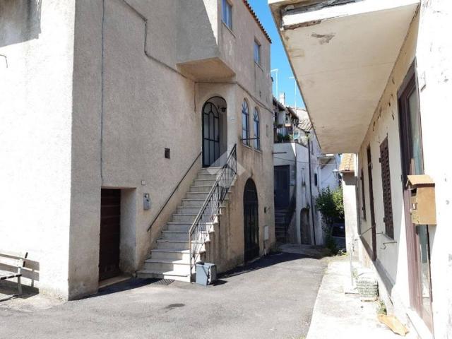 Appartamento in vendita a Poggio Mirteto, Lazio