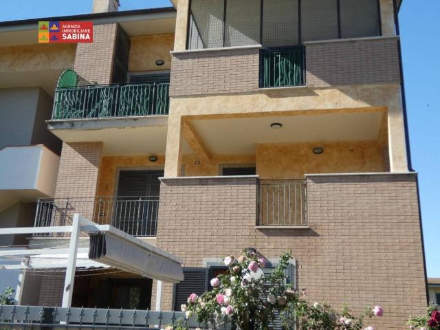 Appartamento in vendita a Borgo S.Antonio, Poggio Mirteto