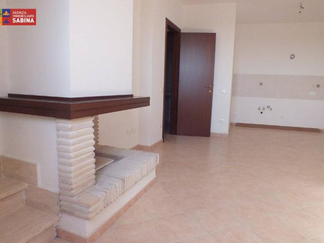Appartamento in vendita a San Luigi, Poggio Mirteto