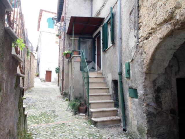 Appartamento in vendita a Poggio Mirteto, Lazio