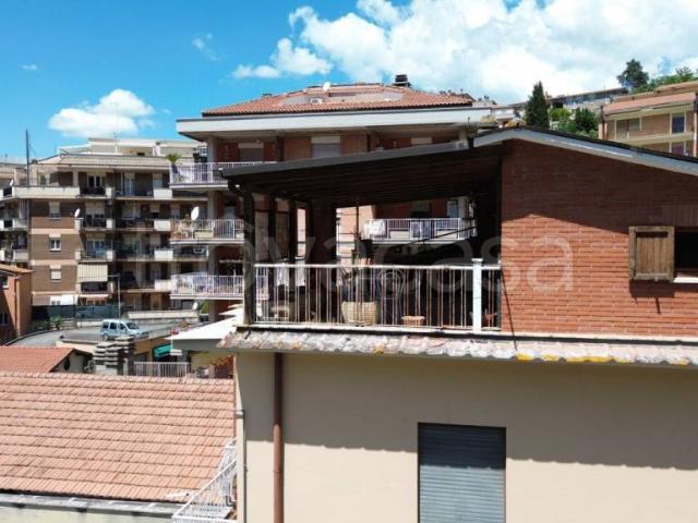 Appartamento in vendita a Poggio Mirteto, Lazio
