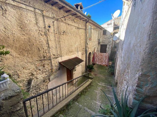 Appartamento in vendita a Poggio Moiano, Lazio