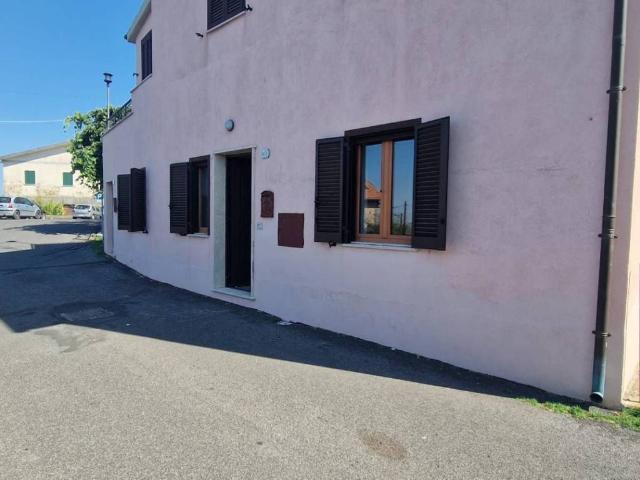 Appartamento in vendita a Poggio Nativo, Lazio