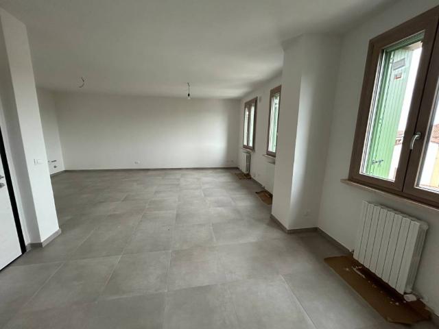 Appartamento in vendita a Poggio Rusco, Lombardia