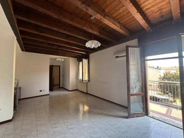 Appartamento in vendita a Poggio Rusco, Lombardia