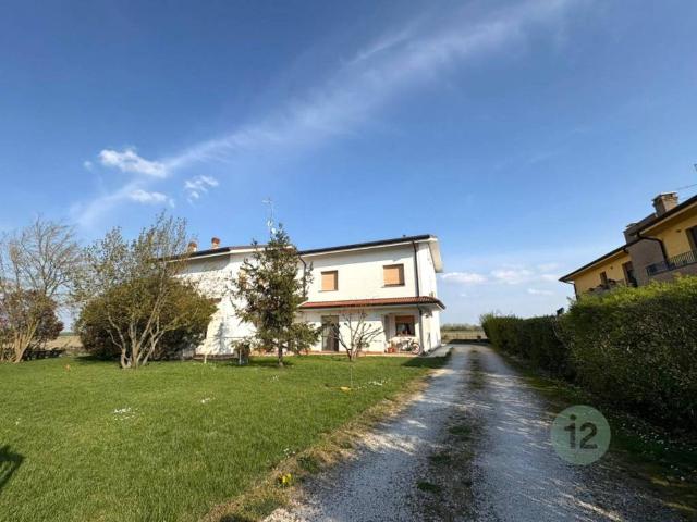 Appartamento in vendita a Poggio Rusco, Lombardia