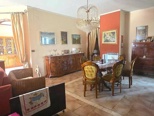 Appartamento in vendita a Poggiomarino, Campania