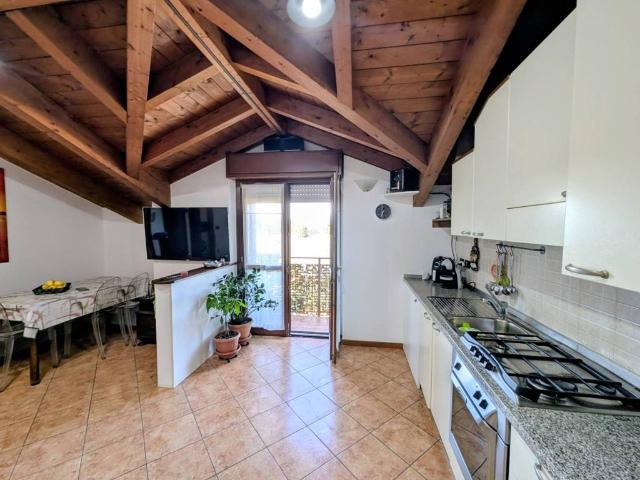 Appartamento in vendita a Bettolino, Pogliano Milanese