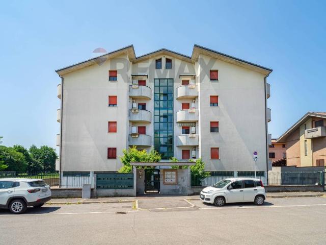 Appartamento in vendita a Pogliano Milanese, Milano