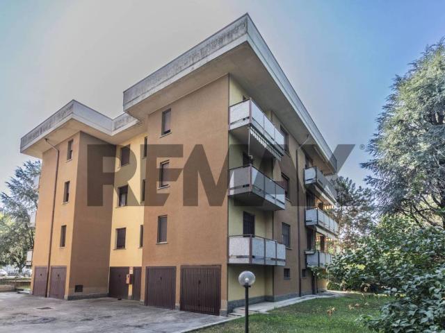 Appartamento in vendita a Pogliano Milanese, Lombardia