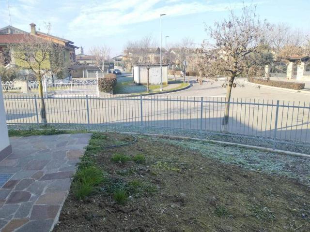 Appartamento in vendita a Pognano, Bergamo