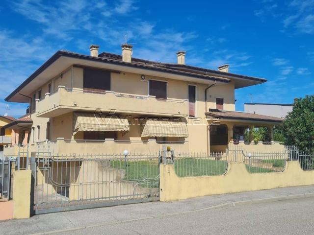 Appartamento in vendita a Poiana Maggiore, Veneto