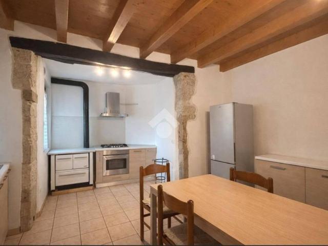Appartamento in vendita a Polcenigo, Friuli-Venezia Giulia