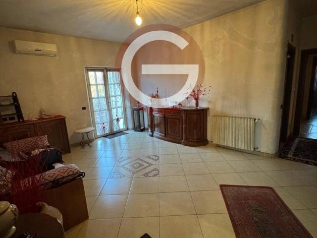 Appartamento in vendita a Calabria, Reggio Calabria