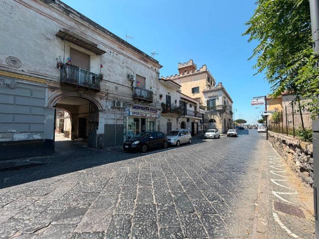 Appartamento in vendita a Pollena Trocchia, Campania