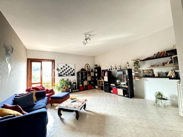 Appartamento in vendita a Pollena Trocchia, Campania